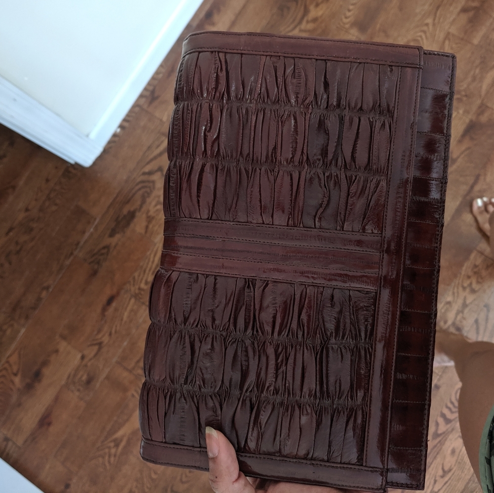 Genuine Eel Skin Clutch w/ Wallet - Picture 6 of 11